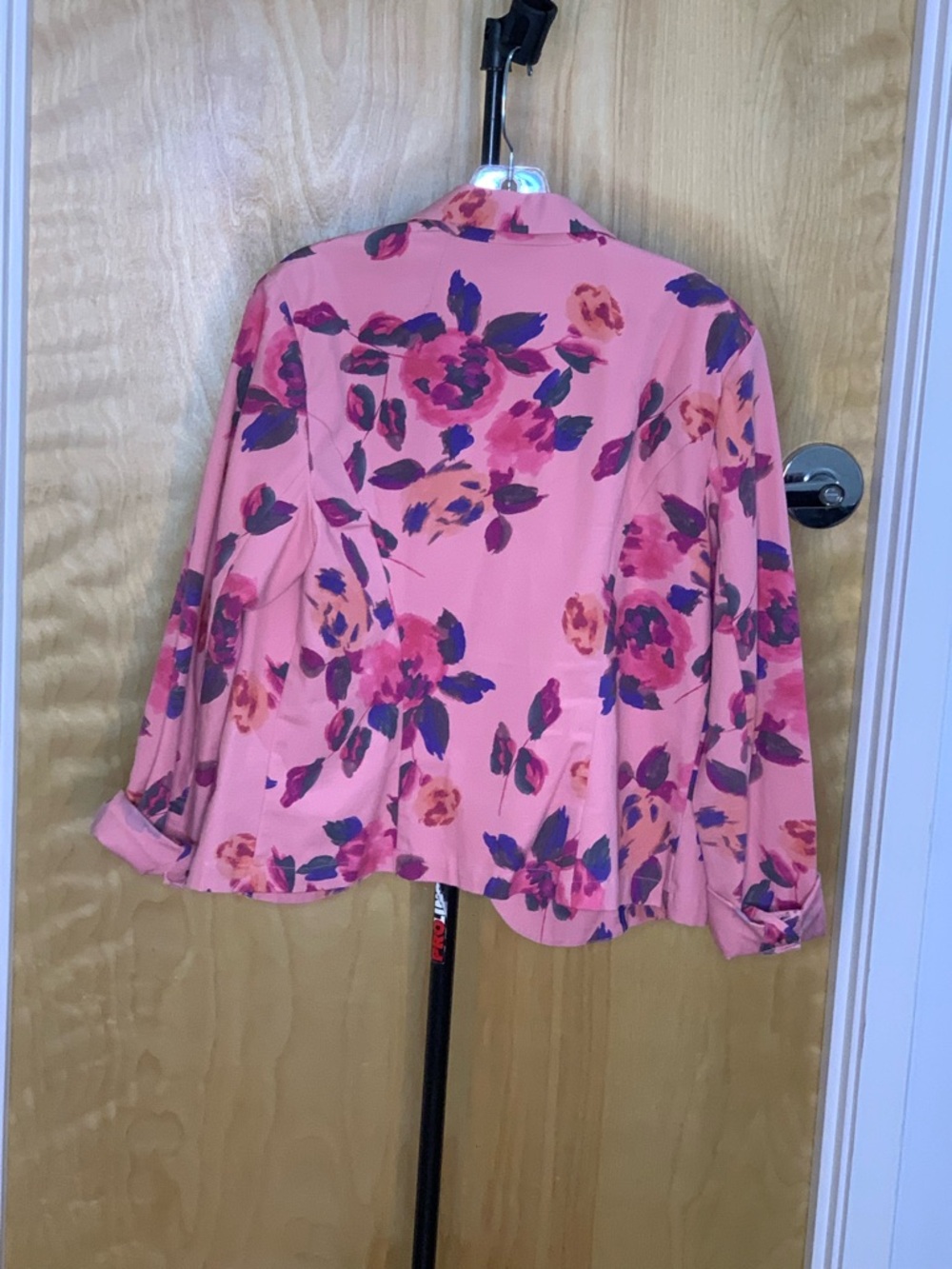 Cabi Floral Pink Blazer Jacket - Picture 7 of 7